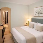 Green's Harmony Bed & Breakfast 3*